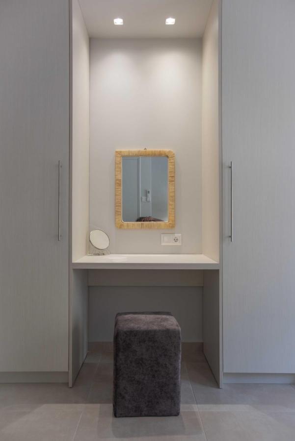 Central Spacious Apt Close To Port-Sites W/View 2 Heraclión Exterior foto